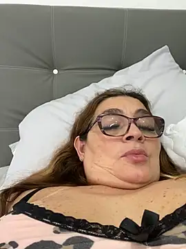 AntonellaAlondra4 online show from February 2025 05:01:02 PM