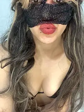 Snapshot of senoritaseno chatting on February 2025 05:24:01 PM senoritaseno online show from February 2025 05:24:01 PM