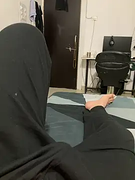 Snapshot of tarun997700 chatting on December 2024 05:01:02 PM tarun997700 online show from December 2024 05:01:02 PM