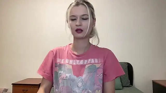 Onika Love online show from September 2025 11:43:01 PM