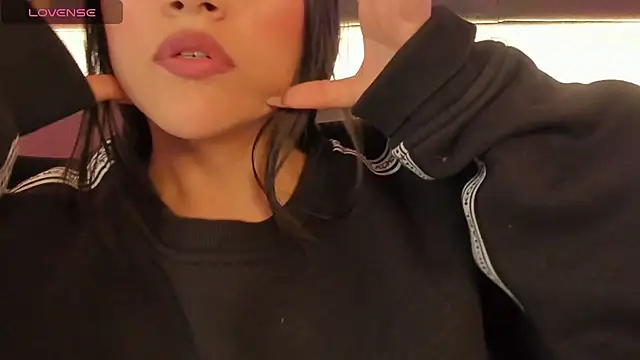 nicolle pierce online show from March 2025 12:22:01 PM