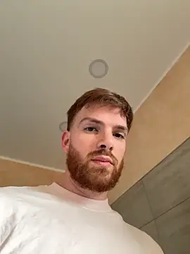 Snapshot of Maicolino96 chatting on October 2025 03:05:02 PM Maicolino96 online show from October 2025 03:05:02 PM