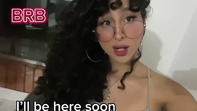 Snapshot of Heka_Prudence chatting on January 2025 01:20:01 PM Heka Prudence online show from January 2025 01:20:01 PM