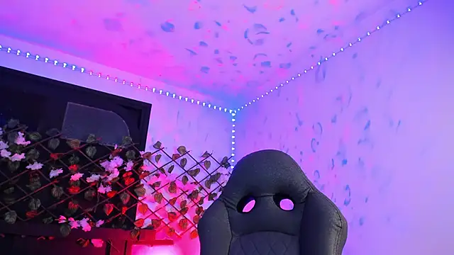 Snapshot of Heka_Prudence chatting on February 2025 03:45:01 AM Heka Prudence online show from February 2025 03:45:01 AM