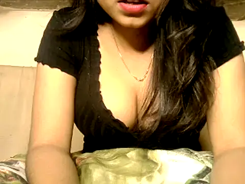 Snapshot of Sanjana_Gupta chatting on February 2026 06:26:01 AM Sanjana Gupta online show from February 2026 06:26:01 AM