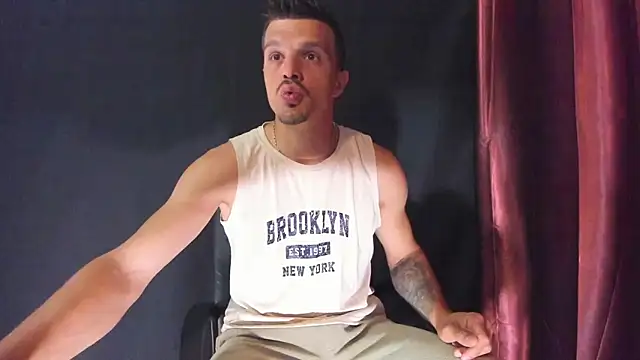 DonyBrown online show from April 2026 03:33:02 AM