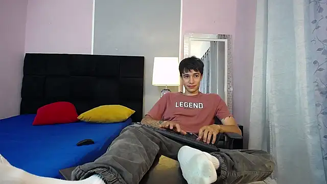 Snapshot of Zacktk7 chatting on January 2025 10:27:02 PM Zacktk7 online show from January 2025 10:27:02 PM