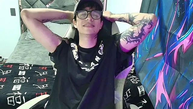 Snapshot of Zacktk7 chatting on April 2026 09:09:02 PM Zacktk7 online show from April 2026 09:09:02 PM