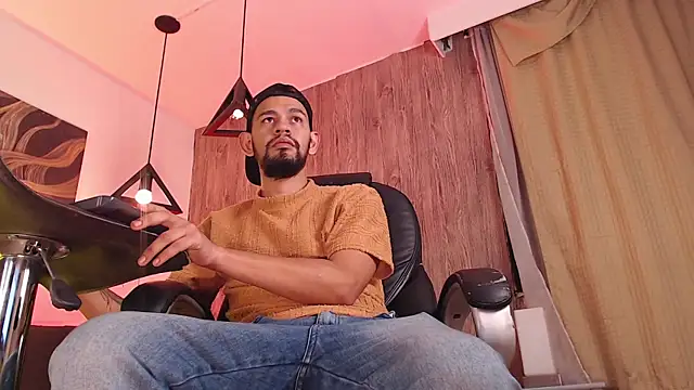 Bedobigcock online show from February 2025 02:11:02 AM