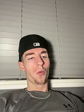 MikesWood21 online show from January 2025 03:12:01 AM