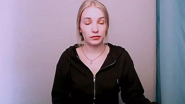 Queen ofLove online show from March 2026 01:29:02 PM