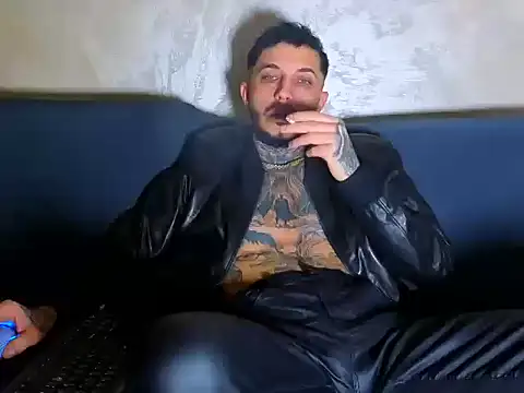 MentoXXL online show from January 2026 05:40:01 PM