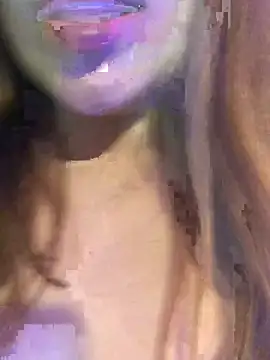 Snapshot of paulette_karim1 chatting on December 2024 01:15:02 AM paulette karim1 online show from December 2024 01:15:02 AM