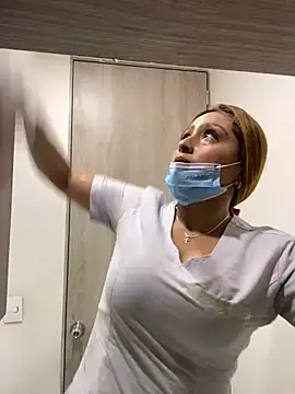 Keittly  online show from January 2025 05:18:01 PM