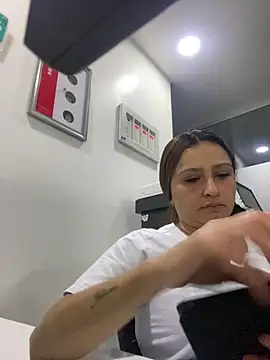 Keittly  online show from February 2025 06:29:01 AM