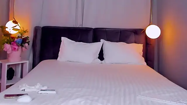 CarlaWhite online show from March 2025 08:09:02 AM