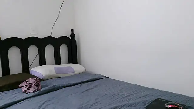 luxandracon23 online show from March 2026 04:35:02 PM