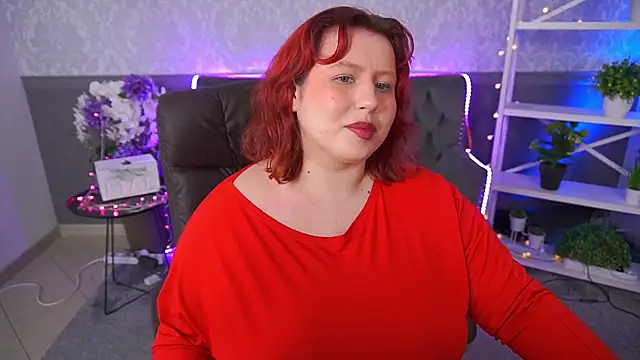 Snapshot of LiliyaMoon chatting on November 2025 02:28:01 PM LiliyaMoon online show from November 2025 02:28:01 PM