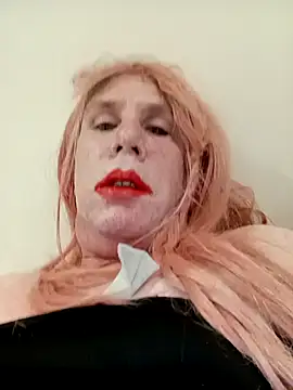 Snapshot of yourwhitesissyslut chatting on May 2026 07:45:01 PM yourwhitesissyslut online show from May 2026 07:45:01 PM