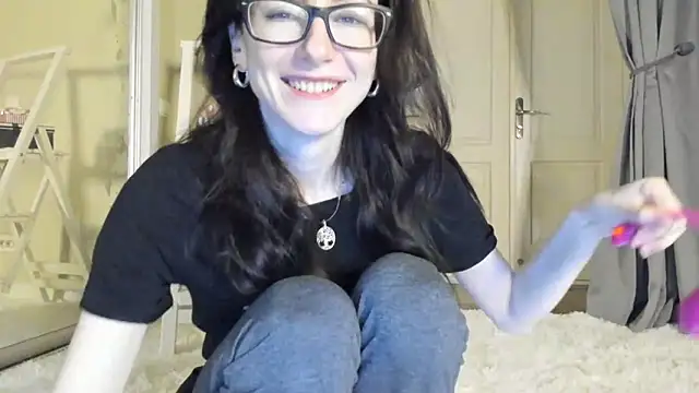 Baby Jewel online show from February 2025 11:08:02 AM