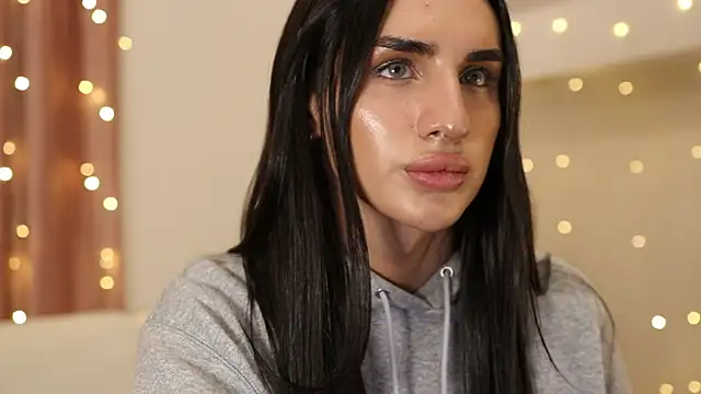 Kim Oberlin  online show from January 2025 06:47:01 PM