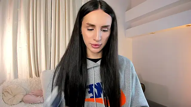 Kim Oberlin  online show from January 2026 12:51:01 PM