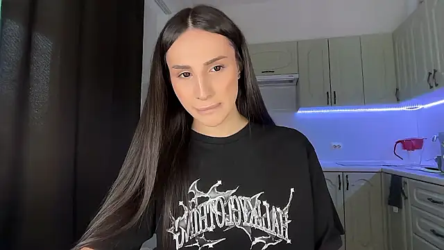 Kim Oberlin  online show from February 2026 12:05:02 PM