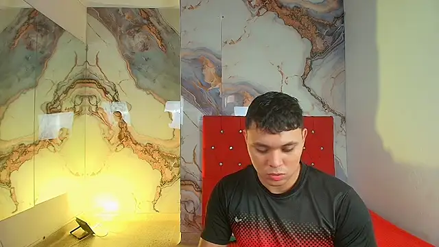 couple lovelyds online show from December 2025 09:09:01 PM