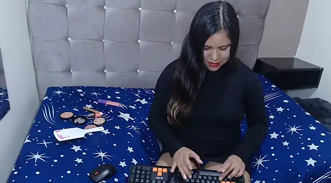 Snapshot of stephanieross202cl chatting on January 2025 09:18:01 AM stephanieross202cl online show from January 2025 09:18:01 AM