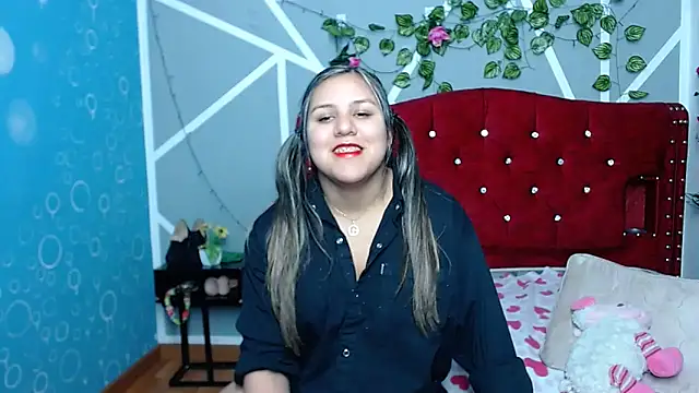 Snapshot of stephanieross202cl chatting on January 2025 03:00:02 AM stephanieross202cl online show from January 2025 03:00:02 AM