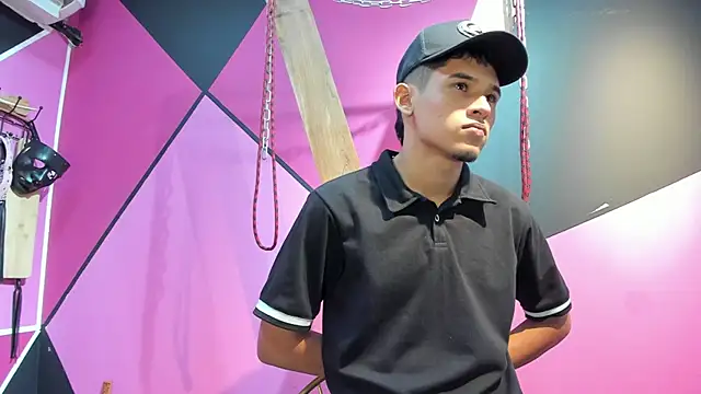 Snapshot of BDSM_Fetish chatting on March 2025 04:00:02 PM BDSM Fetish online show from March 2025 04:00:02 PM