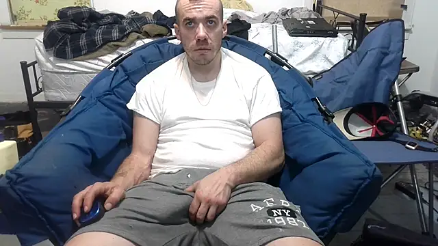 Snapshot of ScubaStevex chatting on February 2025 01:17:02 PM ScubaStevex online show from February 2025 01:17:02 PM