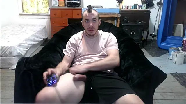 Snapshot of ScubaStevex chatting on March 2025 05:22:01 PM ScubaStevex online show from March 2025 05:22:01 PM
