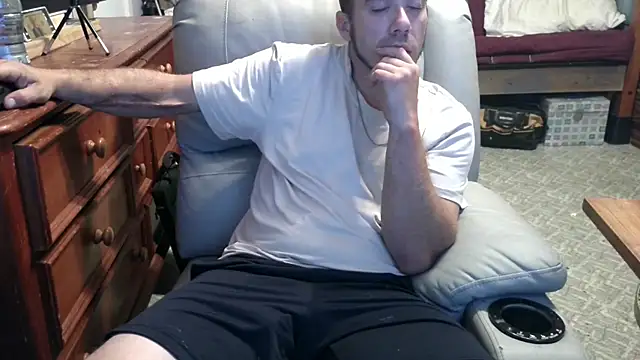 Snapshot of ScubaStevex chatting on October 2025 11:41:02 AM ScubaStevex online show from October 2025 11:41:02 AM