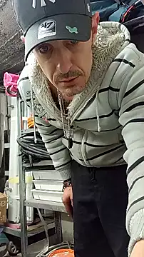 Danny22333 online show from March 2026 06:47:01 AM