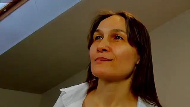 Lillian White online show from February 2025 10:23:02 AM