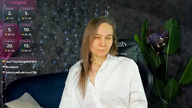 Lillian White online show from March 2026 02:04:02 AM