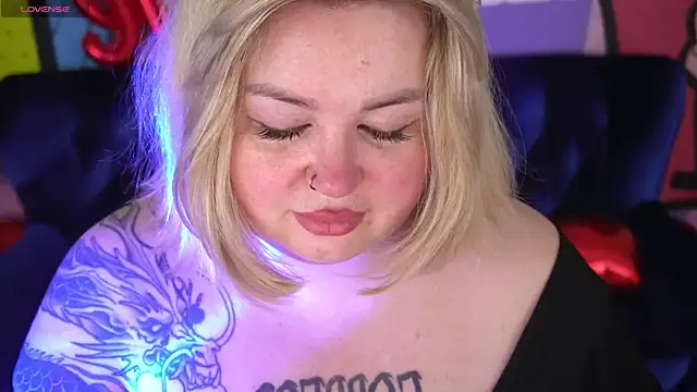 ZaraReignn online show from February 2026 08:34:01 PM