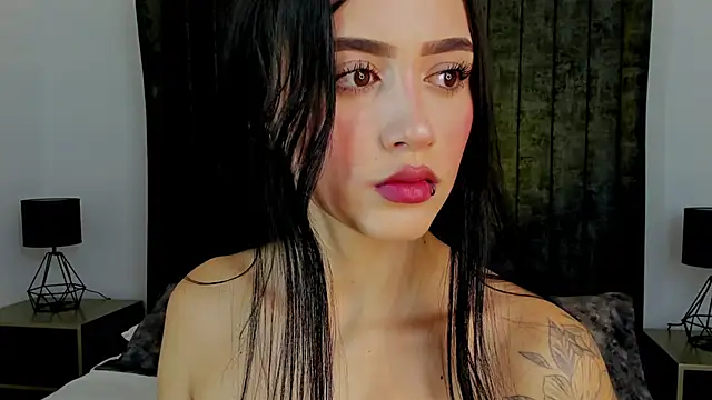 NataGarcia online show from December 2024 02:38:02 PM