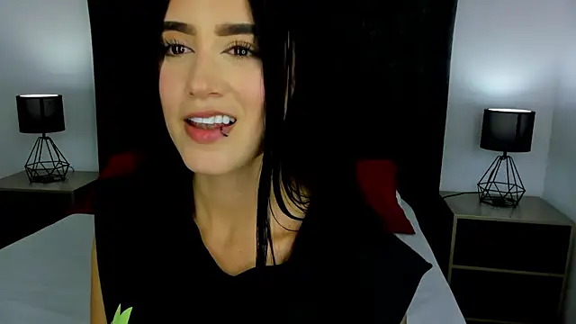 NataGarcia online show from January 2025 06:08:02 PM