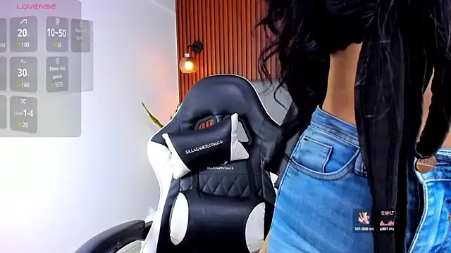 Snapshot of elissa_iris chatting on December 2024 12:12:01 PM elissa iris online show from December 2024 12:12:01 PM