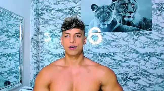 Owen Muzcle online show from January 2025 11:11:01 AM