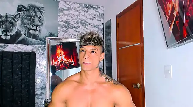 Owen Muzcle online show from February 2025 01:36:01 AM