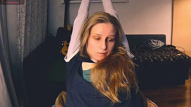 KatiKate online show from December 2024 04:53:01 PM