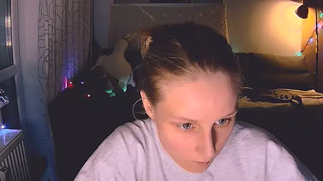 KatiKate online show from December 2024 04:53:02 PM