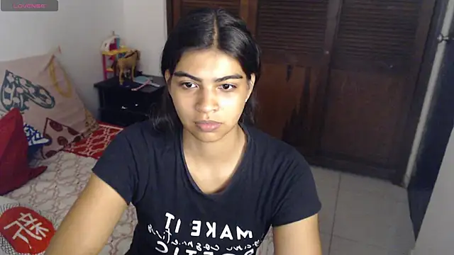 Snapshot of Pocahontas_Princess_ chatting on July 2026 06:22:02 AM Pocahontas Princess online show from July 2026 06:22:02 AM