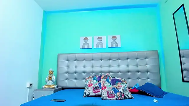 selena castillo online show from March 2025 03:52:02 AM