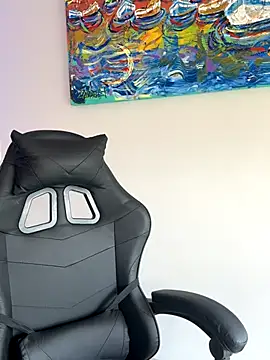 Snapshot of SophieRaily_ chatting on September 2025 08:12:02 PM SophieRaily online show from September 2025 08:12:02 PM