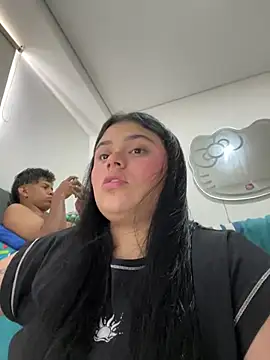 alissonfernandez  online show from March 2025 05:15:01 PM