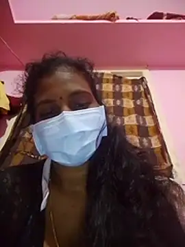 Villageammu18 online show from November 2025 10:41:02 AM